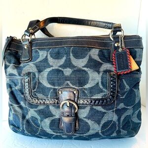Coach NWOT Poppy Navy Denim Signature Optic Large Tote